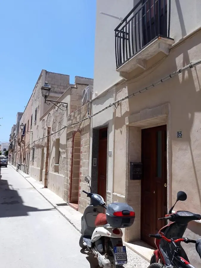 Le Cale Di Favignana Cala Rossa Apartment